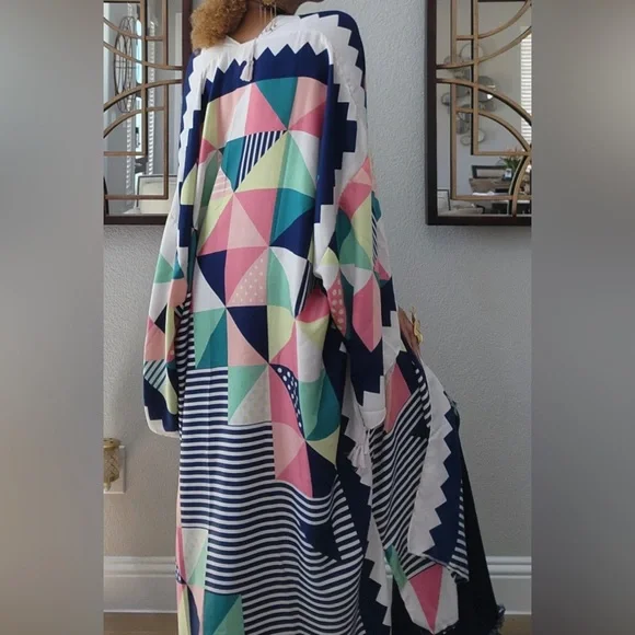 Geometrical Kaftan - Picture 3 of 8